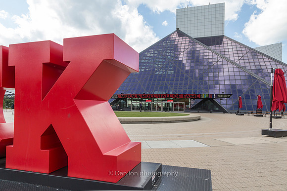 Rock and Roll Hall of Fame, Cleveland, I. M. Pei architect