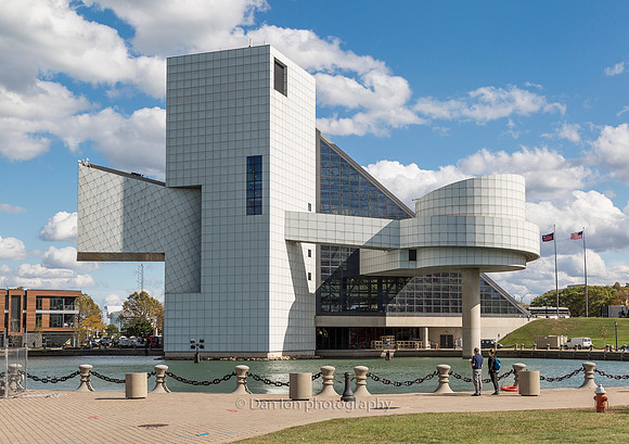 Rock and Roll Hall of Fame, Cleveland, I. M. Pei architect