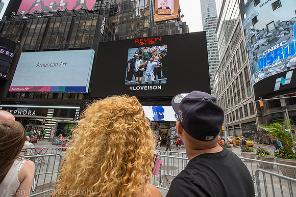 Revlon's 'Kiss Cam', Times Square
