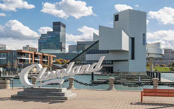 Rock and Roll Hall of Fame, Cleveland, I. M. Pei architect