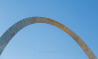Gateway Arch. 16 windows on each side