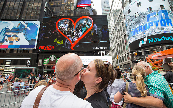 Revlon's 'Kiss Cam', Times Square