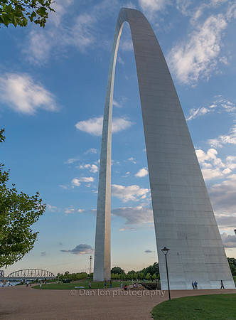 Gateway Arch. South leg